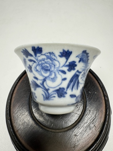 古玩陶瓷青花鳳穿牡丹圖馬蹄杯拍賣,當前價格3600元