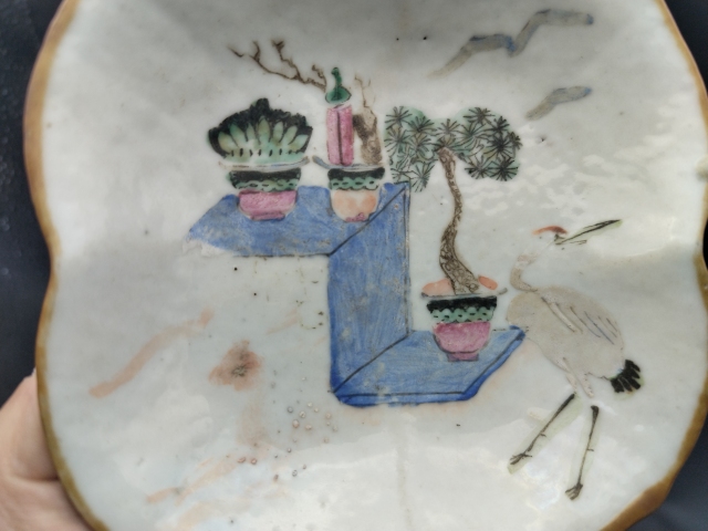古玩陶瓷粉彩松鶴圖供盤拍賣,當前價格980元