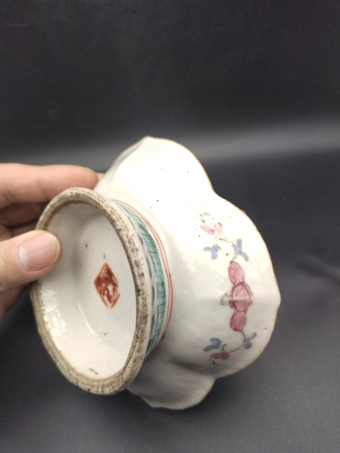 古玩陶瓷粉彩松鶴圖供盤拍賣,當前價格980元
