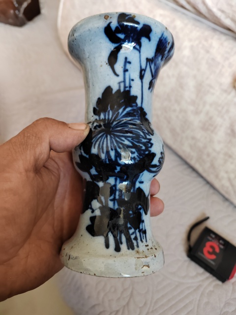 古玩陶瓷青花花鳥紋花觚拍賣，當(dāng)前價(jià)格999元