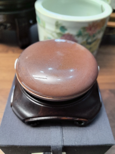 古玩陶瓷清中期祭紅印泥盒拍賣，當前價格11000元