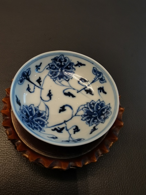 古玩陶瓷光緒·青花纏枝蓮紋筆添真品鑒賞圖