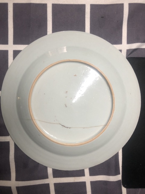 古玩陶瓷清康熙.白釉刻花折沿盤拍賣,當前價格0元