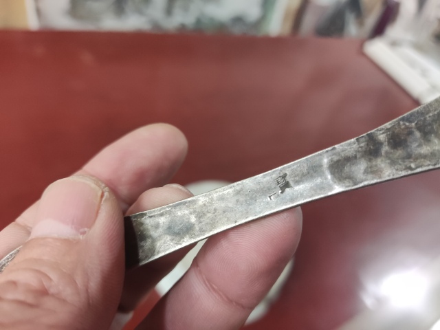 古玩雜項晚清鏨刻銀發簪拍賣,當前價格288元