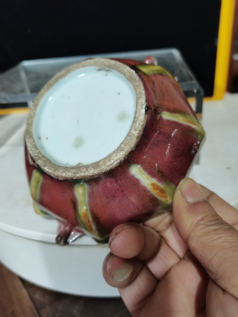 古玩陶瓷三陽開泰品種貼塑蝙蝠水洗拍賣,當(dāng)前價(jià)格4000元
