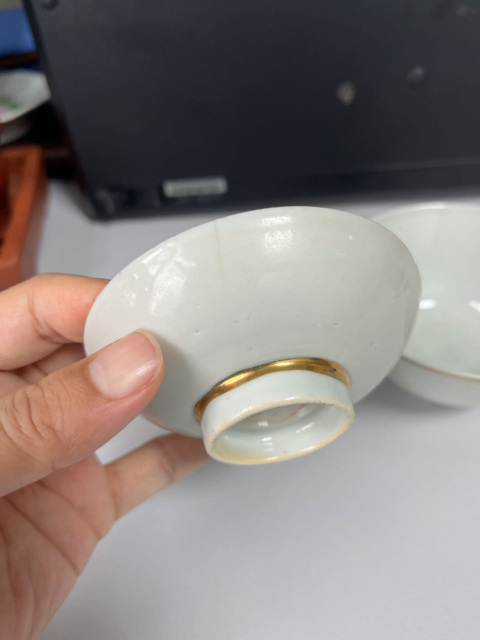 古玩陶瓷清末民初白釉描金蓋碗拍賣,當前價格120元
