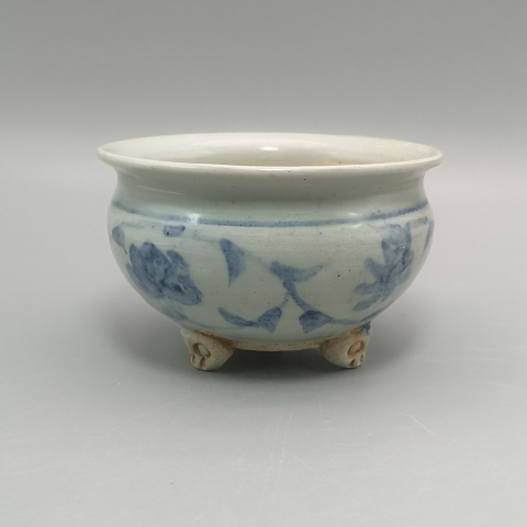 古玩陶瓷明代.花卉紋青花爐拍賣,當前價格1980元
