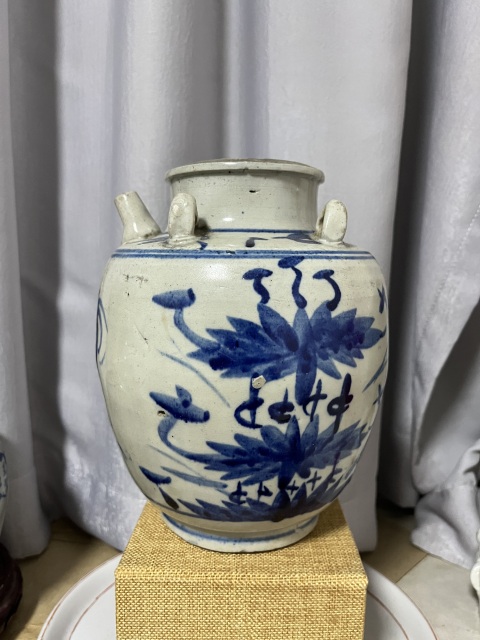 清中期花卉紋青花四系壺拍賣，當前價格1200元
