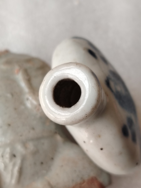 古玩陶瓷人物紋青花鼻煙壺拍賣,當前價格1200元