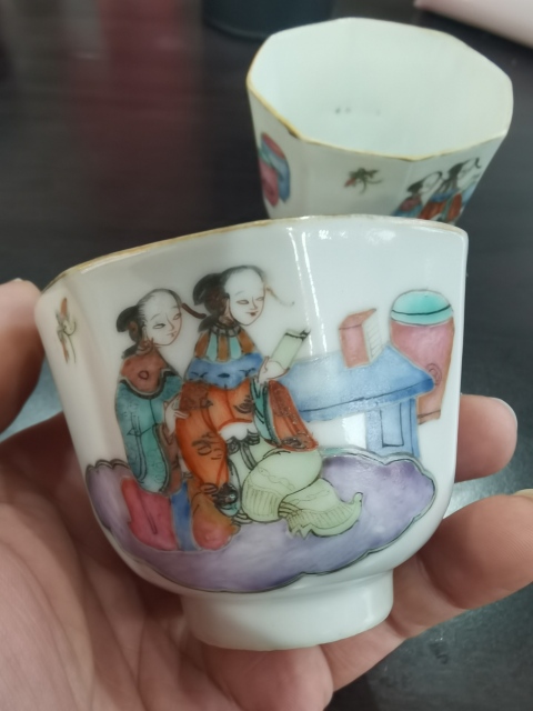 古玩陶瓷粉彩仕女圖八方杯子  一對拍賣，當前價格12000元