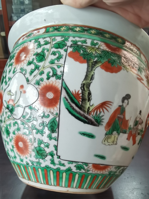古玩陶瓷五彩開光仕女嬰戲圖卷缸拍賣,當(dāng)前價(jià)格12000元