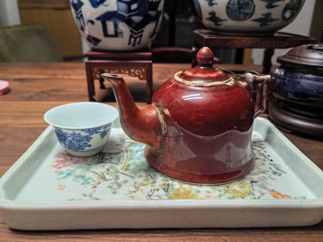 古玩陶瓷晚清民國郎紅釉茶壺拍賣,當前價格1500元