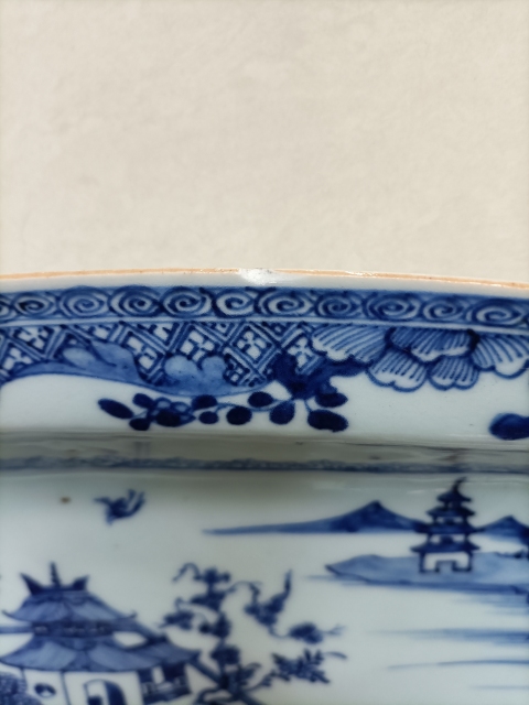 古玩陶瓷青花亭臺樓閣山水紋方盤拍賣,當前價格3200元