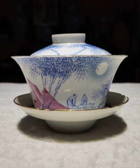 古玩陶瓷民國料彩竹林人物三才蓋杯拍賣,當(dāng)前價(jià)格1980元