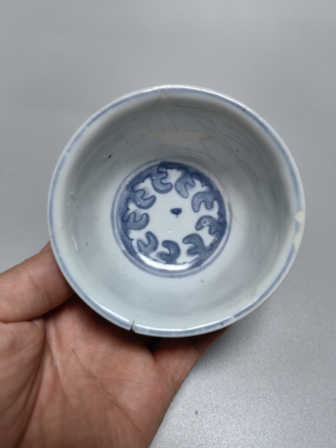 古玩陶瓷明晚期-嬰戲紋青花小碗拍賣,當前價格288元