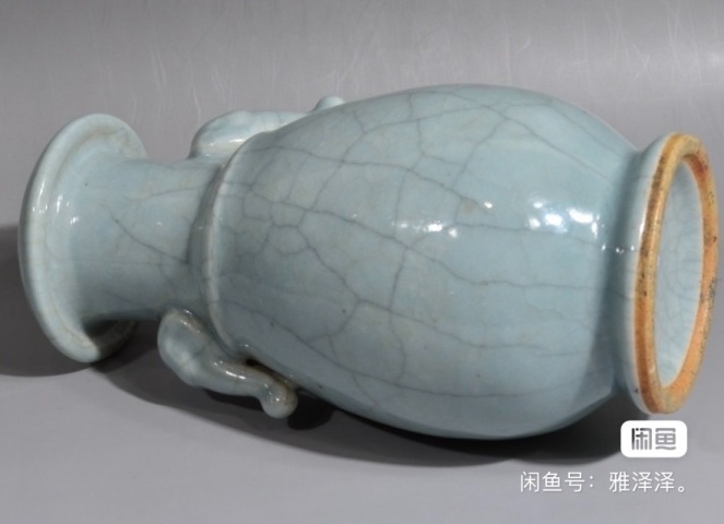 古玩陶瓷清中晚期青哥釉太平有象魚口瓶拍賣，當前價格12800元