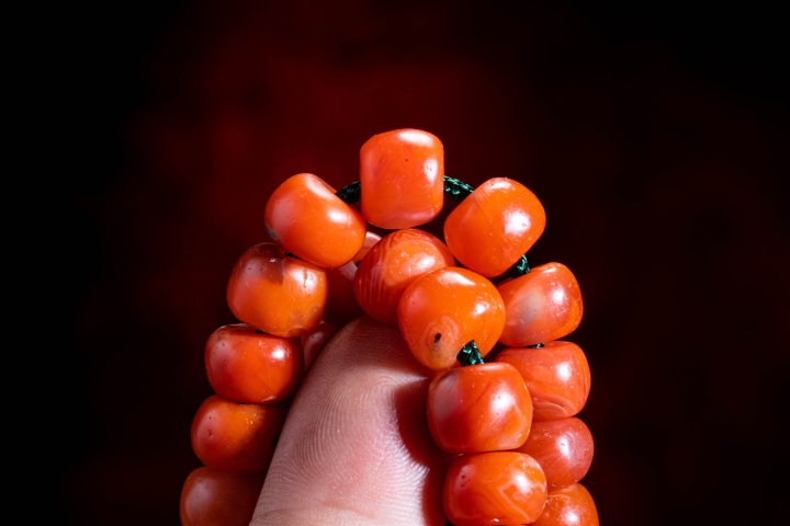 古玩玉器天然“南紅瑪瑙”珠串拍賣，當前價格4250元