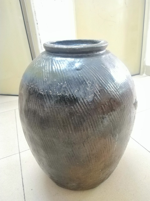古玩陶瓷褐釉繩紋大罐拍賣，當前價格480元