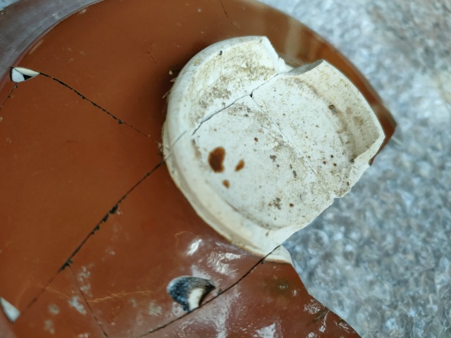 古玩陶瓷當陽峪窯紫金釉盤拍賣,當前價格1800元