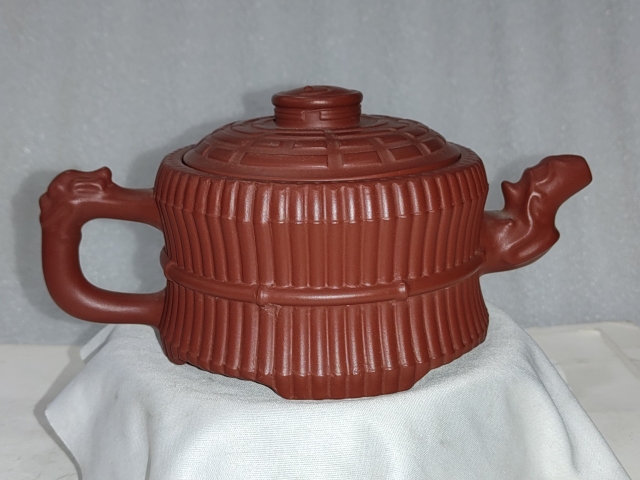 紫砂壺拍賣，當前價格550元