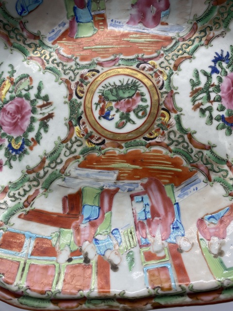 古玩陶瓷清中晚期廣彩西廂記花鳥人物海棠大盤拍賣，當前價格699元