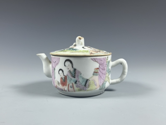 粉彩果実紋盤　中国廣彩銘　 陶磁器　約25cm 中国　古玩　商品購入要コメント 粉彩果実紋盤 中国廣彩銘 陶磁器 約25cm 中国 古玩 商品購入要