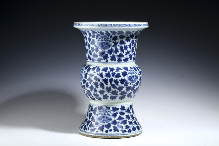 古玩陶瓷清中期青花纏枝牡丹鳳尾尊（有保真）拍賣，當(dāng)前價(jià)格6980元