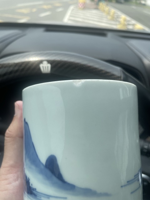 古玩陶瓷康熙山水紋青花筆筒拍賣,當前價格30000元