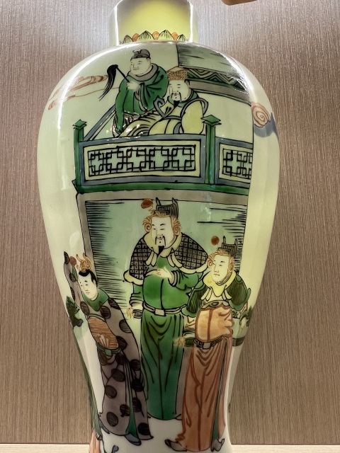 古玩陶瓷清·光緒/五彩人物蓋瓶拍賣,當前價格13000元