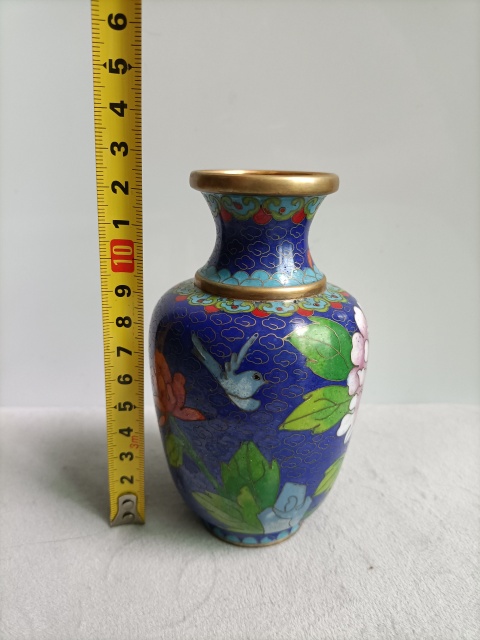 古玩雜項(xiàng)花瓶拍賣,當(dāng)前價(jià)格268元