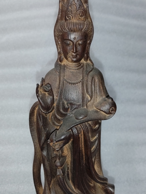 古玩雜項沉香木雕觀音拍賣,當(dāng)前價格0元