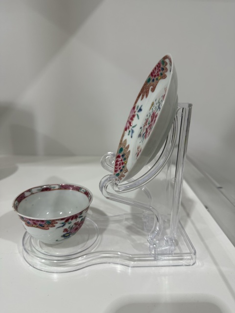 古玩陶瓷粉彩杯盤拍賣,當前價格3200元