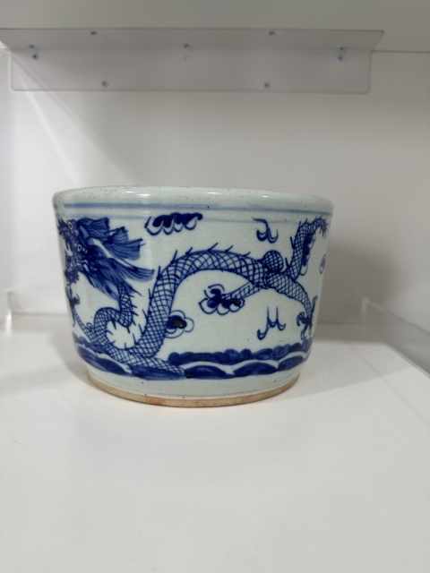 古玩陶瓷龍紋香爐拍賣,當(dāng)前價(jià)格5600元