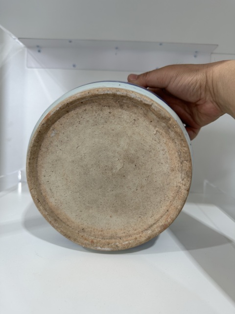 古玩陶瓷龍紋香爐拍賣,當(dāng)前價(jià)格5600元