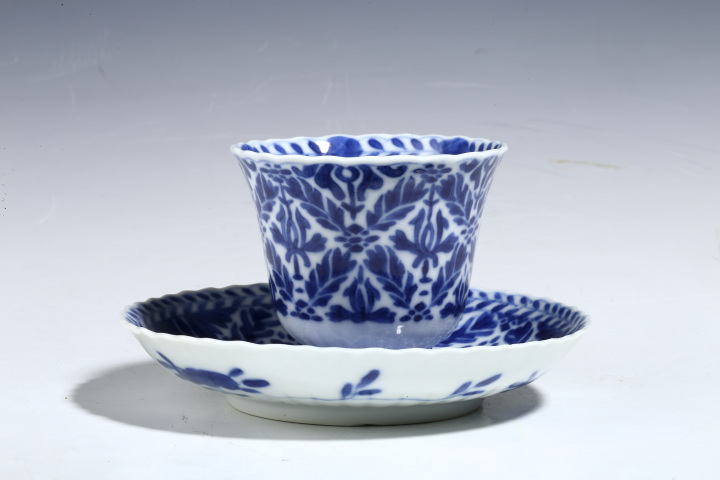古玩陶瓷清晚·青花花卉紋花口杯碟一套拍賣，當前價格1900元