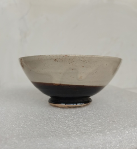 古玩陶瓷磁州窯雙色釉茶碗拍賣,當前價格0元