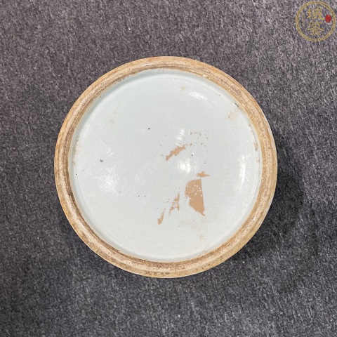 古玩陶瓷清中晚期青花纏枝蓮紋將軍罐拍賣,當(dāng)前價(jià)格3400元
