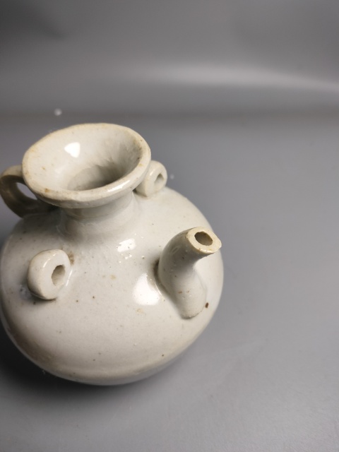 古玩陶瓷明青白釉三系執壺拍賣,當前價格1380元