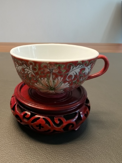 古玩陶瓷大清光緒年製官窯款胭脂紅粉彩花卉紋茶杯拍賣，當前價格1888元