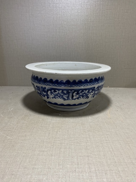 古玩陶瓷青花夔龍紋香爐拍賣,當前價格1680元