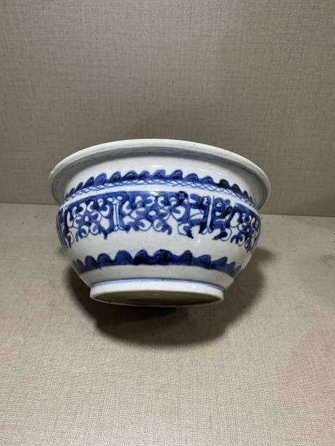 古玩陶瓷青花夔龍紋香爐拍賣,當前價格1680元