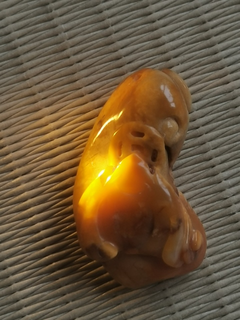 古玩玉器【稀有】唐河玉雕“福在眼前”掛件拍賣,當前價格398元