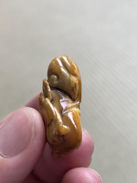 古玩玉器【稀有】唐河玉雕“福在眼前”掛件拍賣,當前價格398元