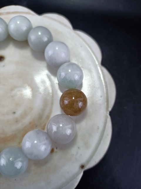 古玩玉器【天然翡翠A貨】翡翠手鏈拍賣，當前價格0元