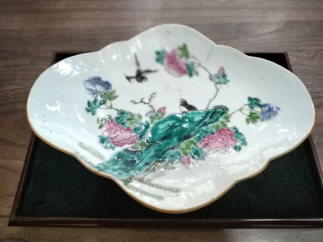 古玩陶瓷粉彩花鳥福壽紋供盤拍賣,當前價格1300元