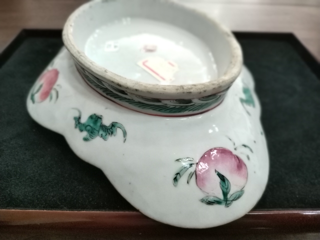 古玩陶瓷粉彩花鳥福壽紋供盤拍賣,當前價格1300元