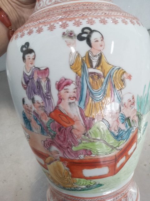 古玩陶瓷人物紋撇口觀音瓶拍賣，當前價格1280元