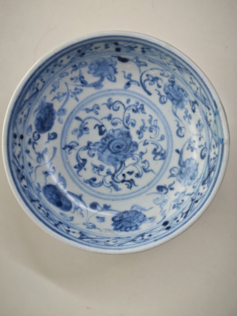 古玩陶瓷明空白期青花纏枝花卉紋洗拍賣,當前價格5432元
