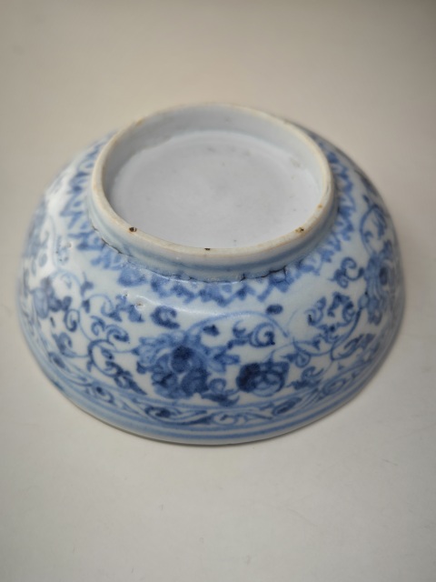 古玩陶瓷明空白期青花纏枝花卉紋洗拍賣,當前價格5432元