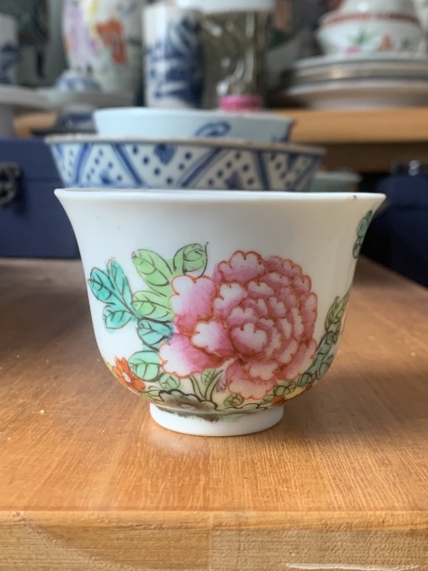 古玩陶瓷粉彩官上加官圖茶杯拍賣,當前價格1800元